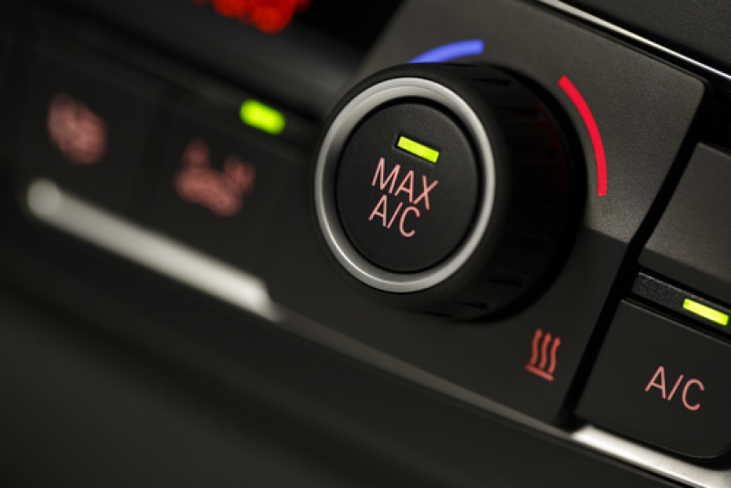 Car's air conditioner controls